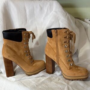 Steve Madden Tan and Black Heeled Boots